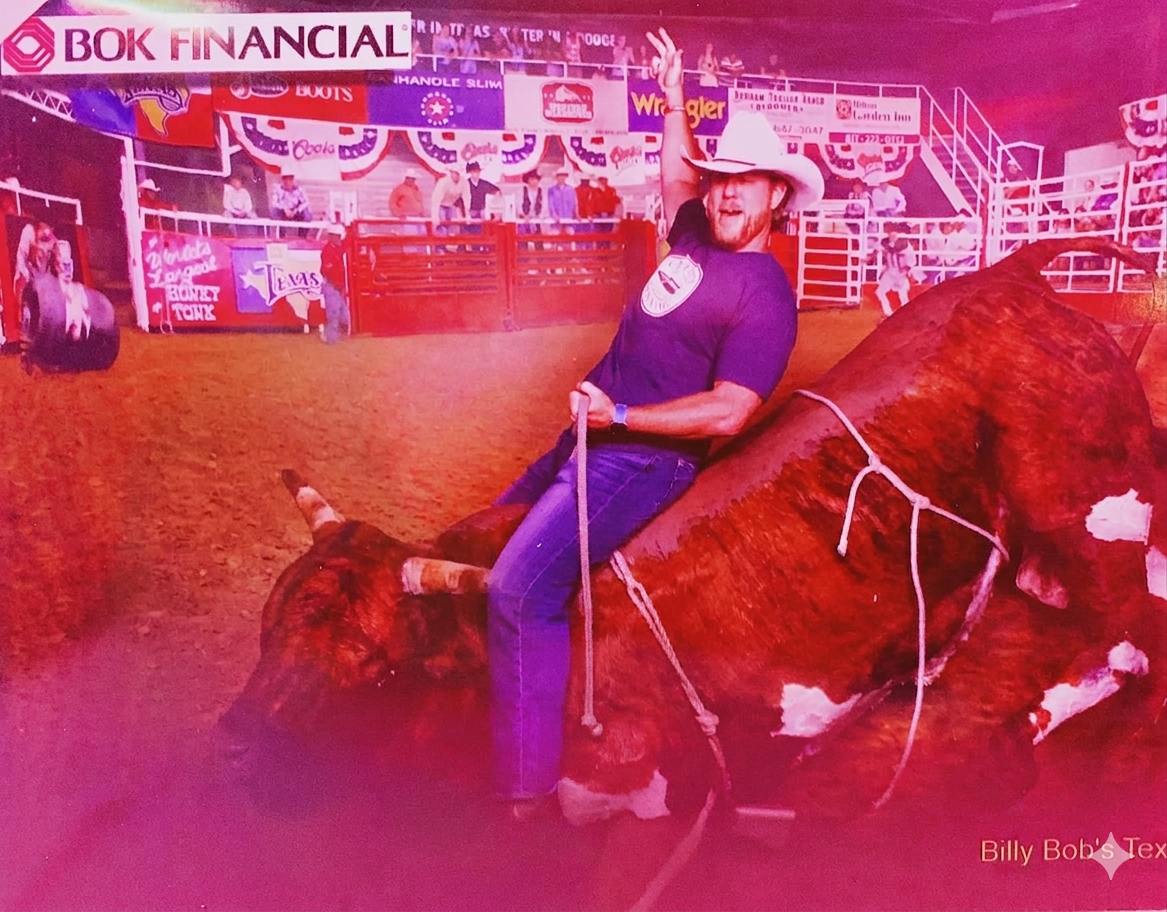 Chad Foster bull riding at Billy Bob's Texas